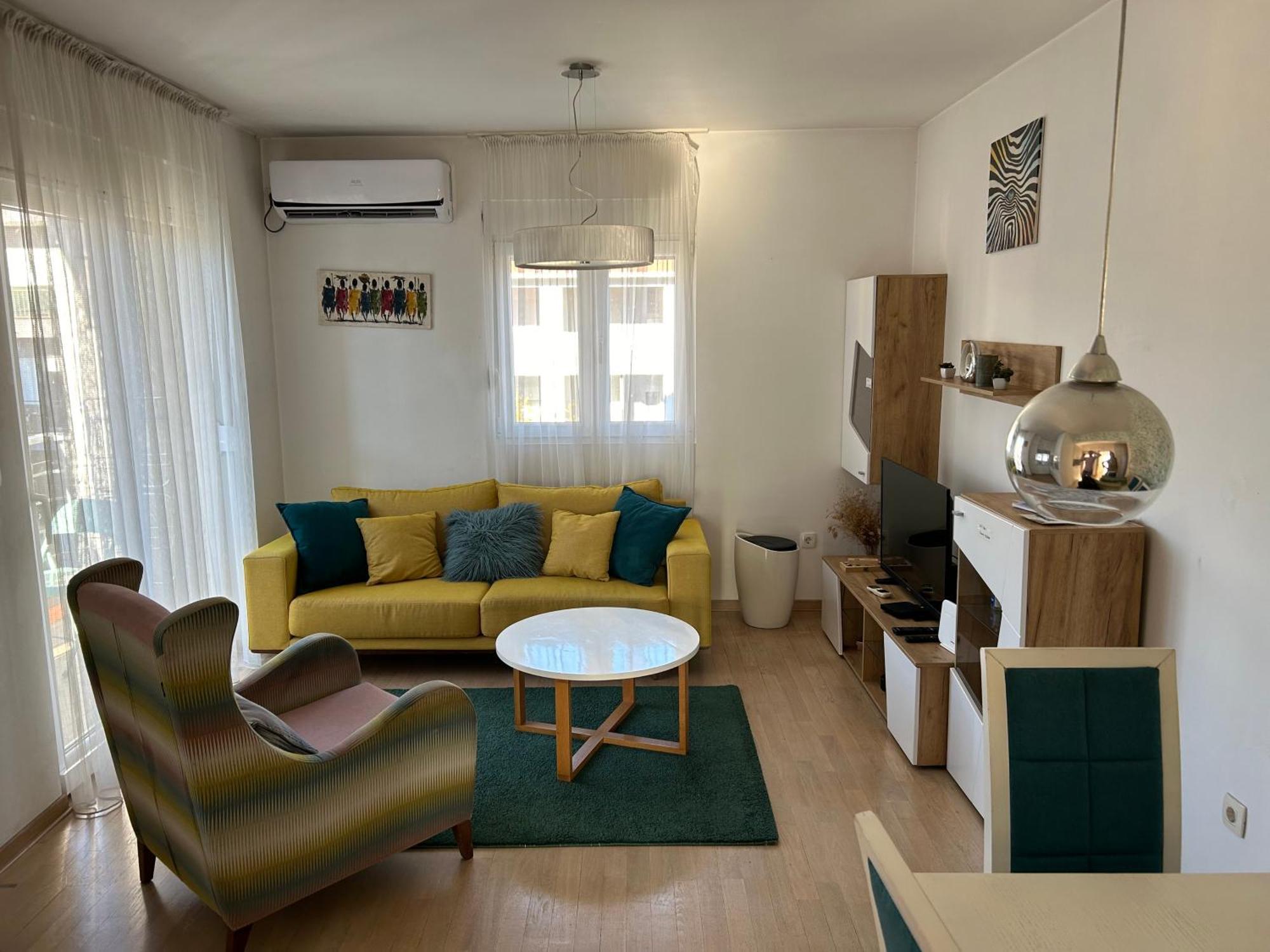 Ana'S 2 Bedrooms Lovely Flat Podgorica Ngoại thất bức ảnh